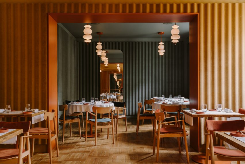 Opasły Tom restaurant by Buck Studio