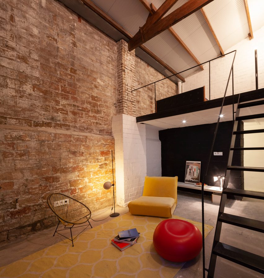 http://www.dezeen.com/