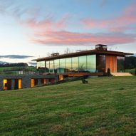 Link Farm House by Slade