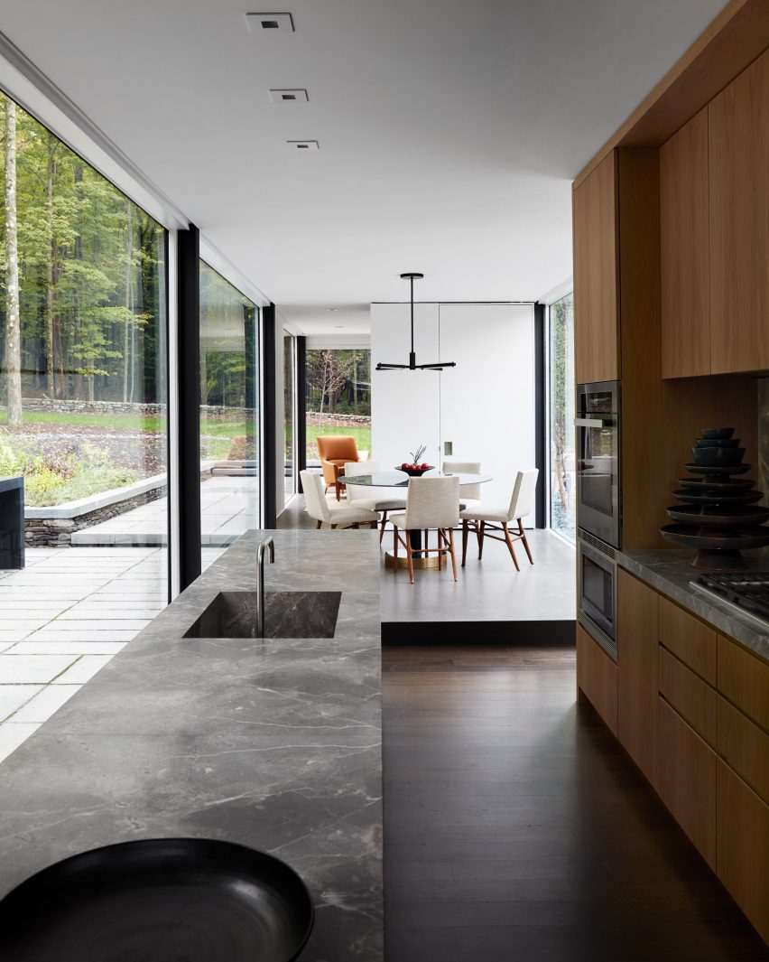 Columbia County glass house residence by Drake/Anderson in upstate New York