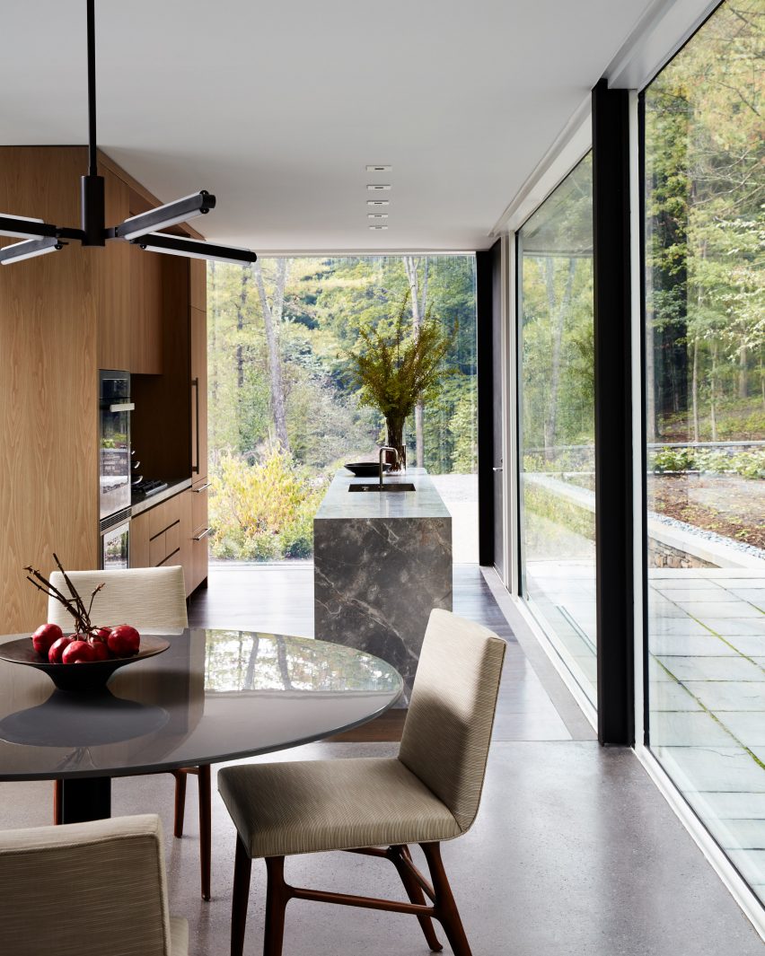 Columbia County glass house residence by Drake/Anderson in upstate New York