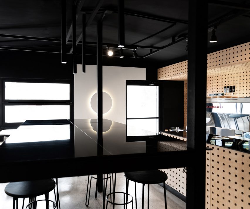 Negro Blanco Cafe by Estudio Yeye in Chihuahua, Mexico