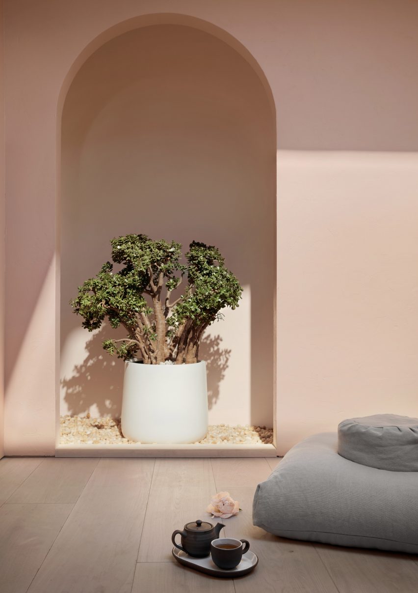 Standard Dose New York by SR Projects