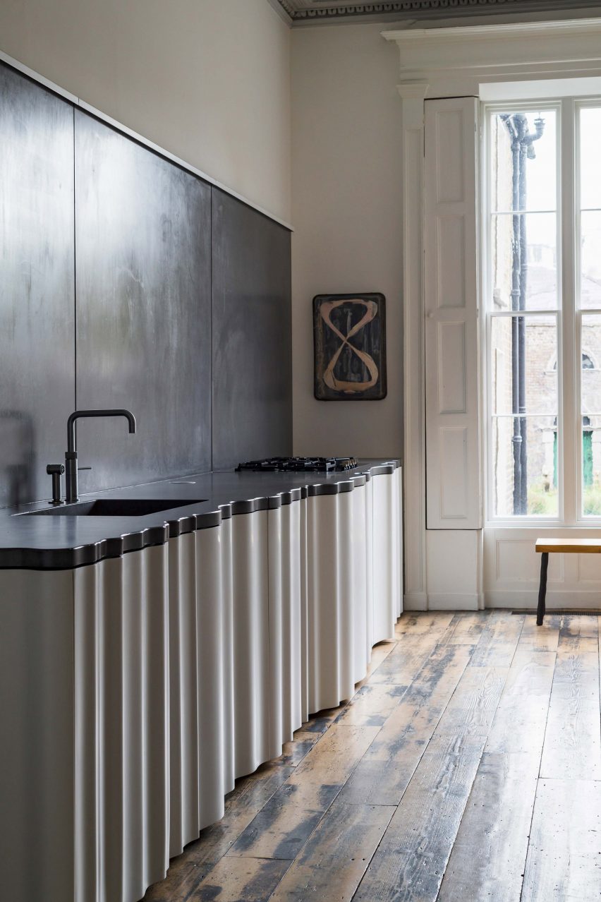 D2 Townhouse by Jake Moulson