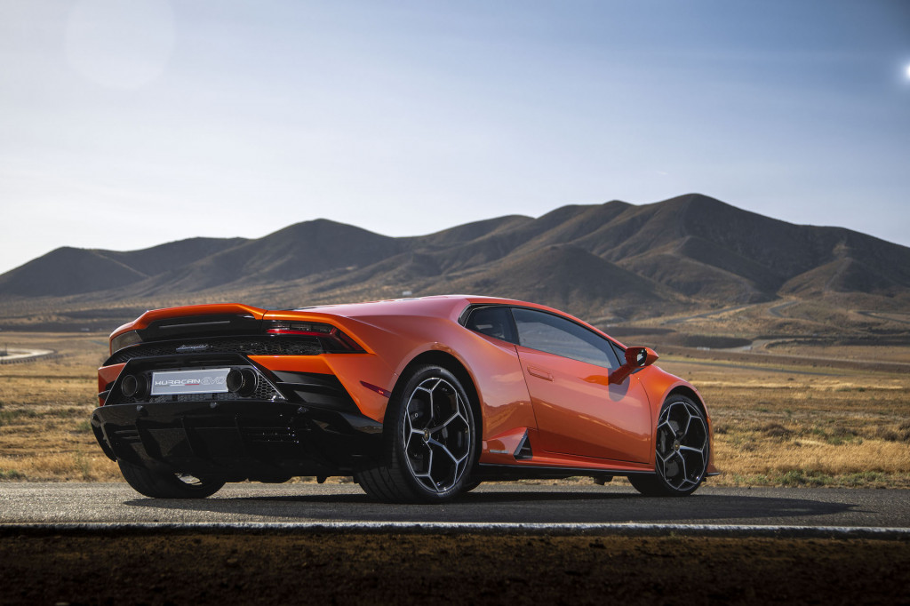 2019 Lamborghini Huracán Evo first drive, Willow Springs Raceway, June 2019