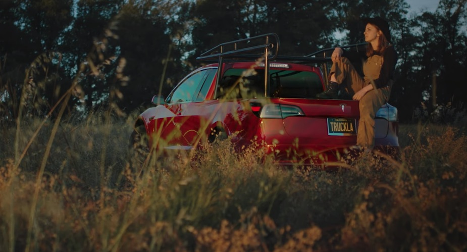 Tesla Model 3 pickup truck 'Truckla'