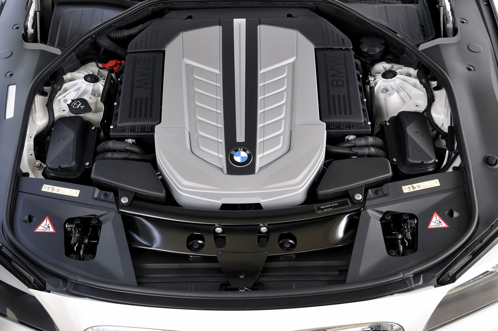 BMW_760Li_030 copy