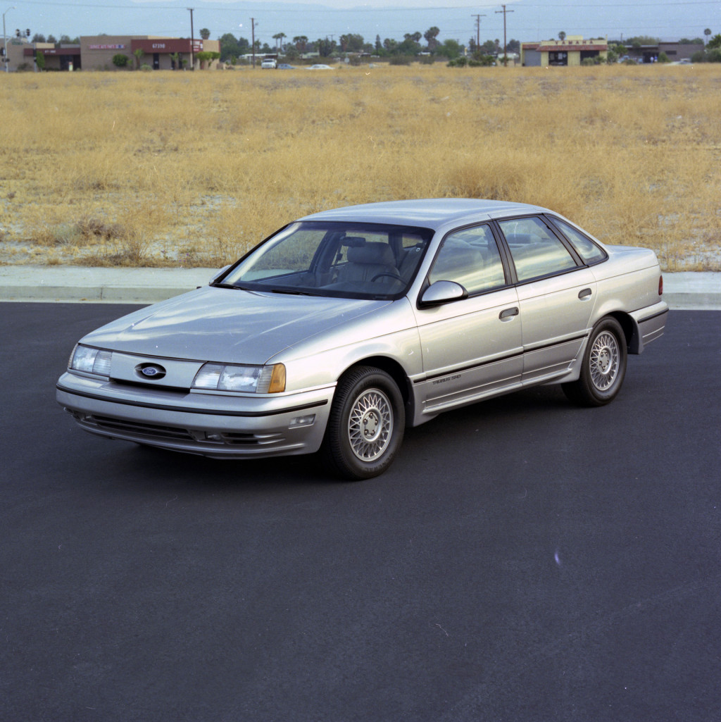 1989 Ford Taurus SHO 1989 Ford Taurus SHO