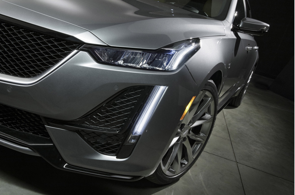 2020 Cadillac CT5 Sport