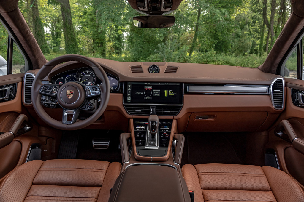 2020 Porsche Cayenne Turbo S E-Hybrid 