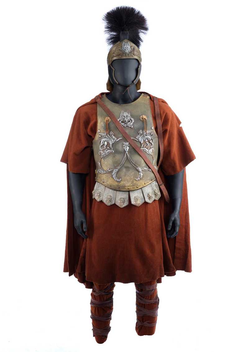 <strong><em>Gladiator</em></strong> prop”/></p>
<p><img src=