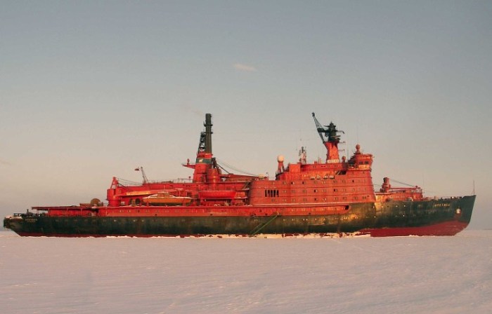 Russian nuclear icebreaker 
