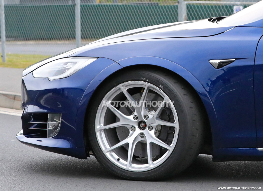 Tesla Model S Plaid spy shots - Photo credit: S. Baldauf/SB-Medien Tesla Model S Plaid spy shots - Photo credit: S. Baldauf/SB-Medien