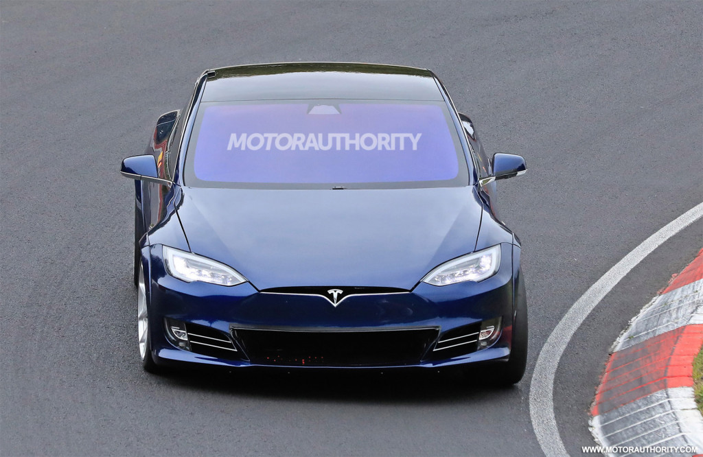 Tesla Model S Plaid spy shots - Photo credit: S. Baldauf/SB-Medien