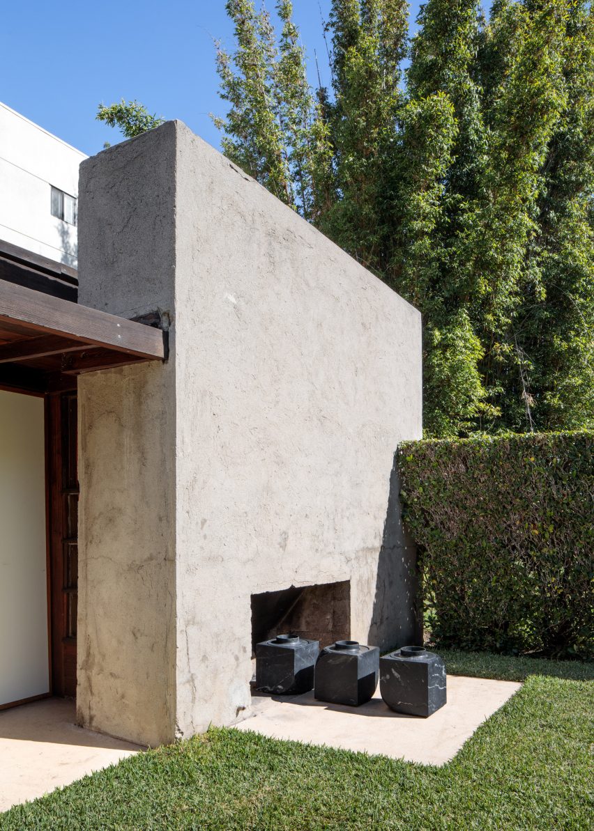 Soft Schindler exhibit at The Schindler House by Mimi Zeiger