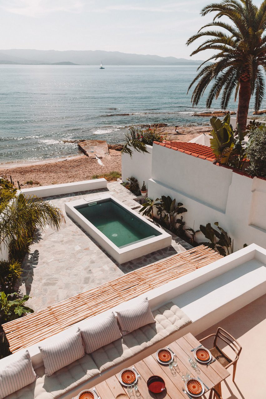 Casa Santa Teresa by Amelia Tavella