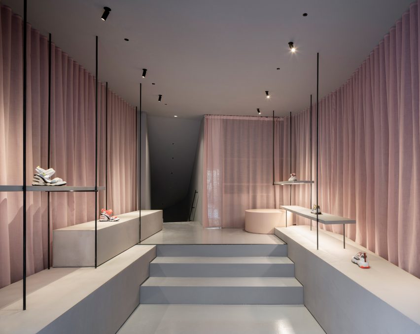 ASH Mallorca shoe store by Francesc Rifé Studio