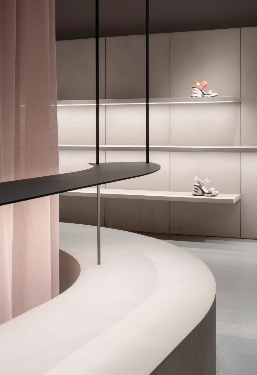 ASH Mallorca shoe store by Francesc Rifé Studio