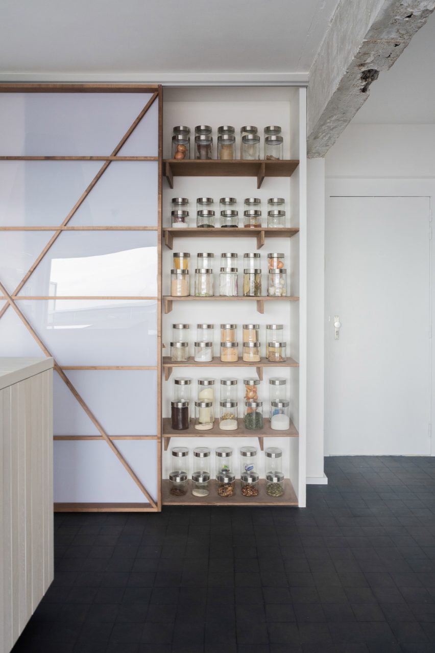 Spinmolenplein apartment by Jürgen Vandewalle